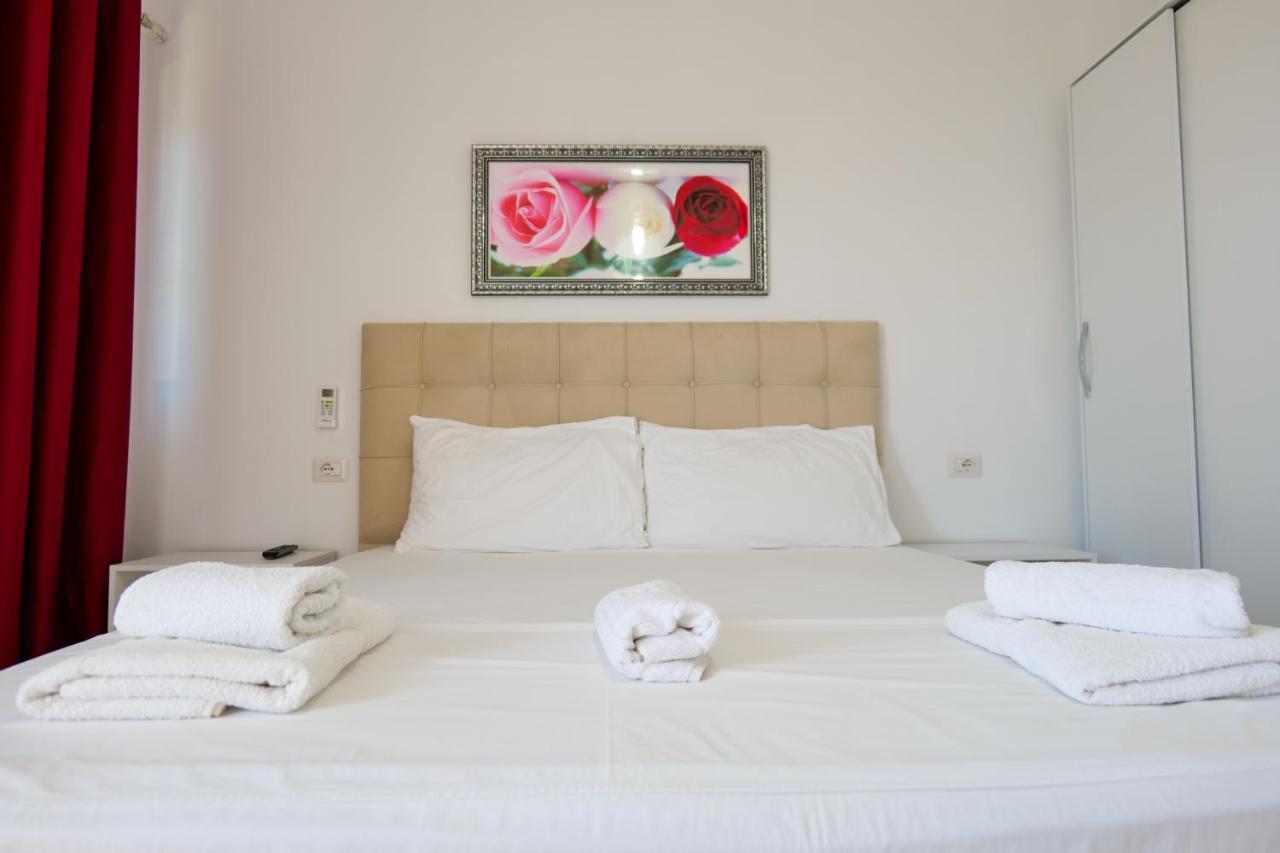 Guest House Gerard Ksamil Kültér fotó
